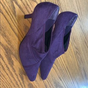 Bella Vita Purple Heels